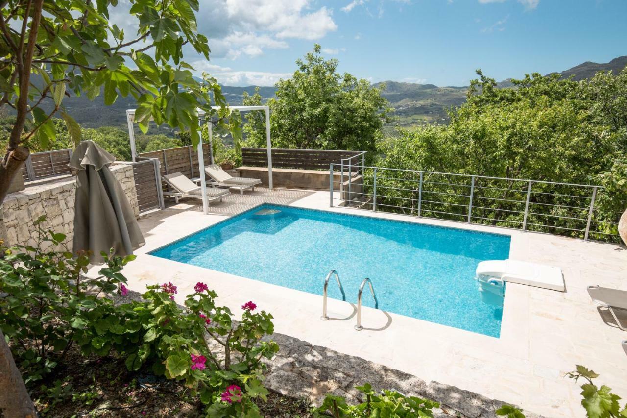 Anna Boutique Villas Mixorrouma Exterior photo