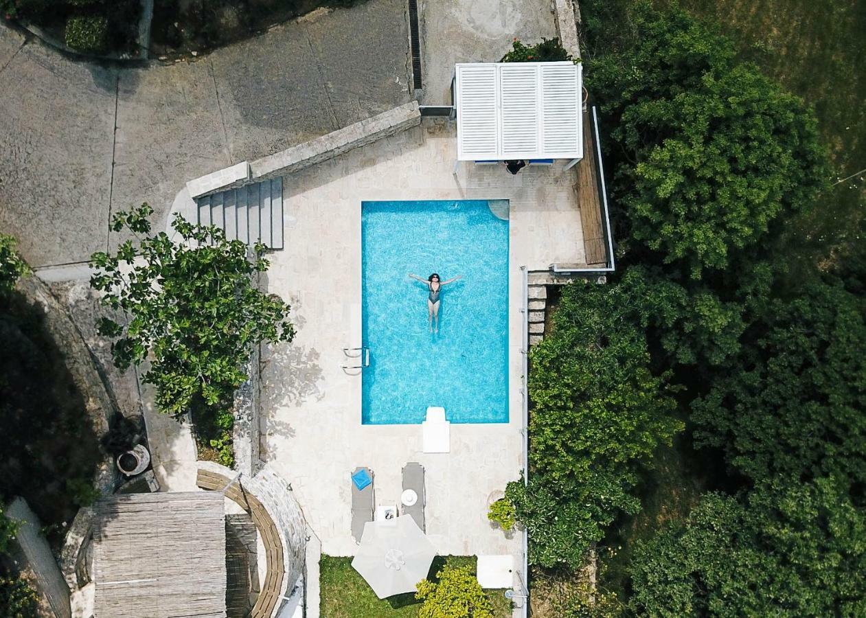 Anna Boutique Villas Mixorrouma Exterior photo